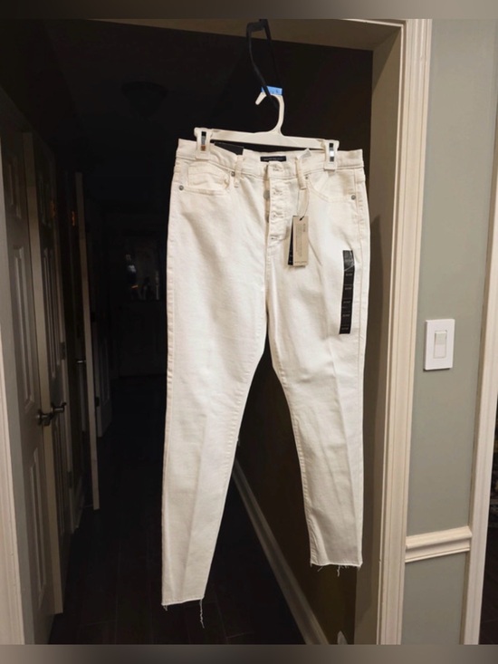 Banana Republic Denim - NWT-10waist 30 petite preppy, golf Banana Republic Women's White Skinny Jeans